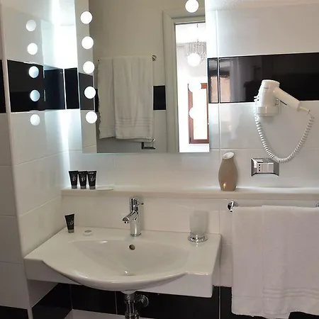 La Terrazza Sul Porto - Bed & Breakfast 3*